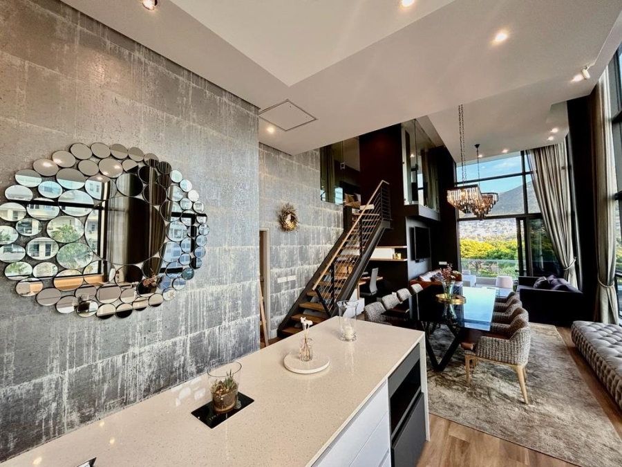 To Let 2 Bedroom Property for Rent in Mouille Point Western Cape